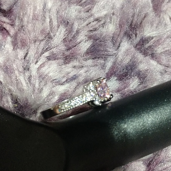 Sparkly pink clear cz ring - Picture 3 of 4
